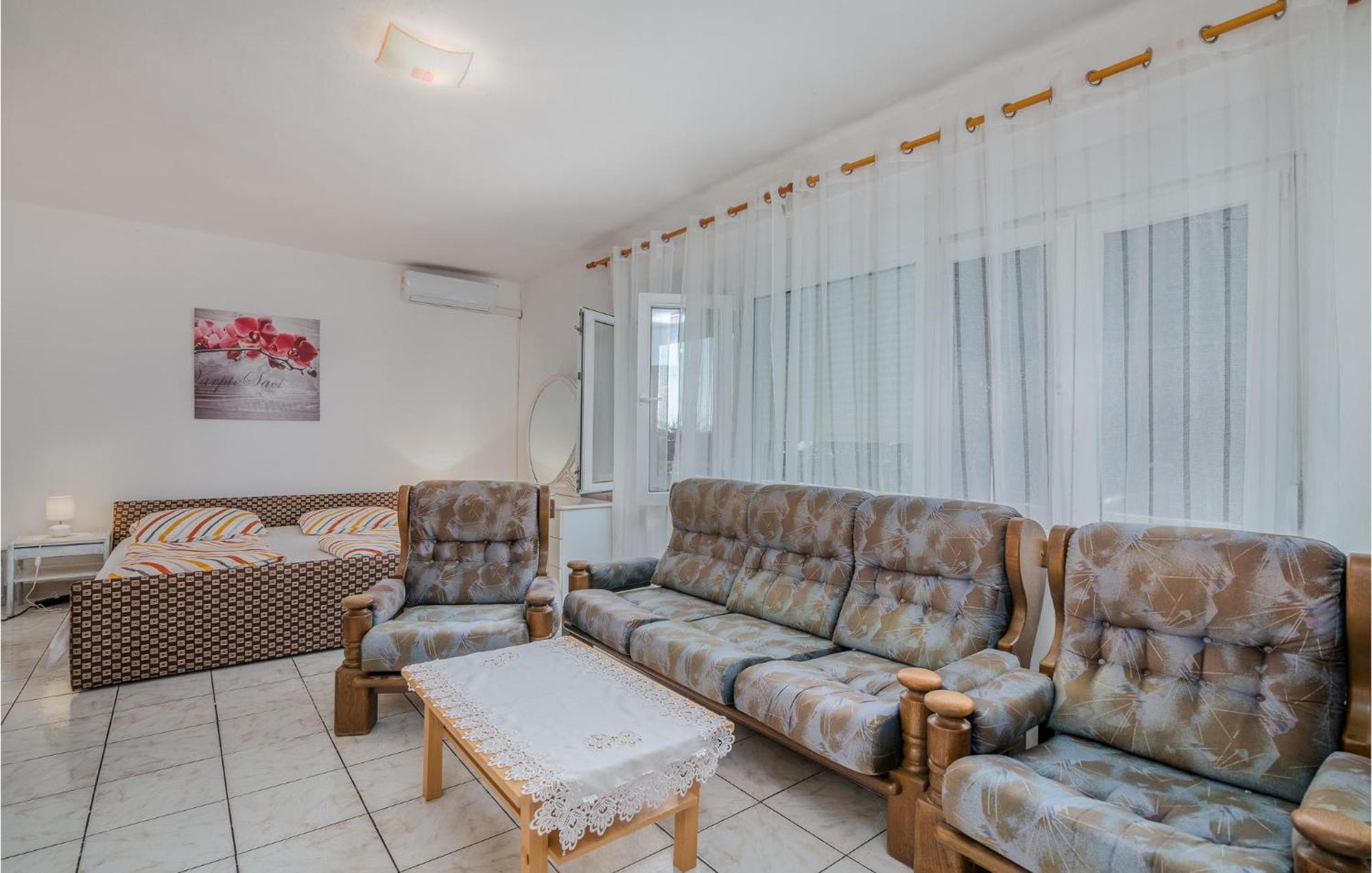 Stunning apartment in Stara Baska 1 with WiFi Bagian luar foto